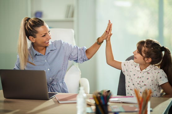 Tutor High Five Picture